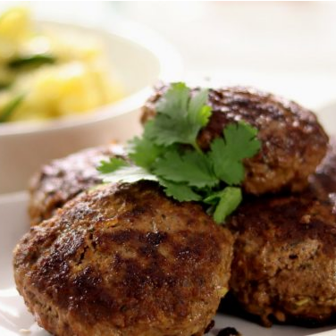 Deutsche Frikadellen (Meatballs)  2 Stück